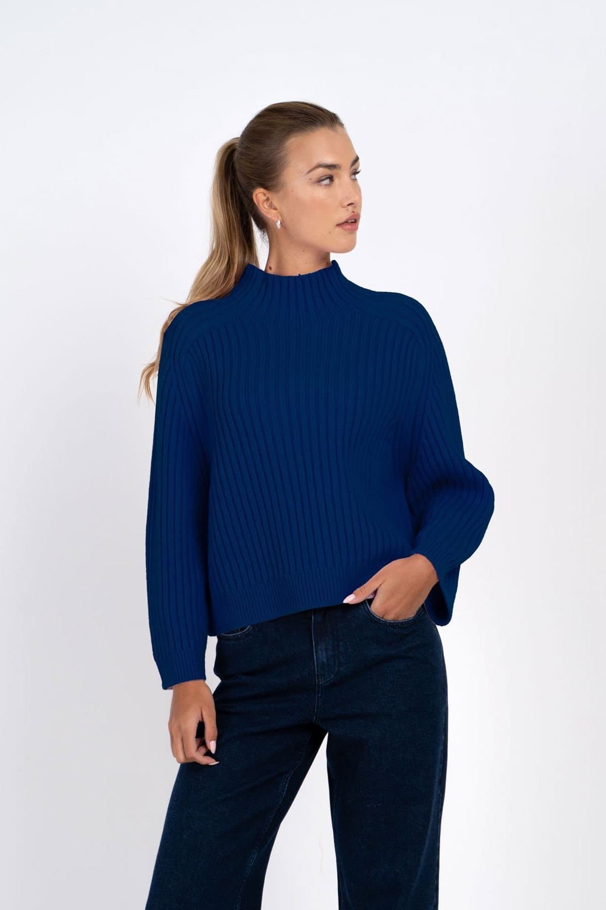 Kettlewell Kettlewell Women's Maeve Rib Knit Sweater in Cobalt