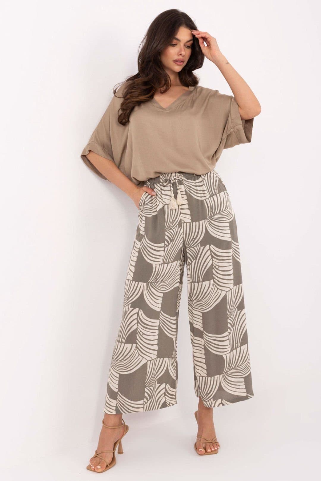 Love Lace Love Lace Women's Light Viscose Wide Leg Tie Waist Trousers in Green