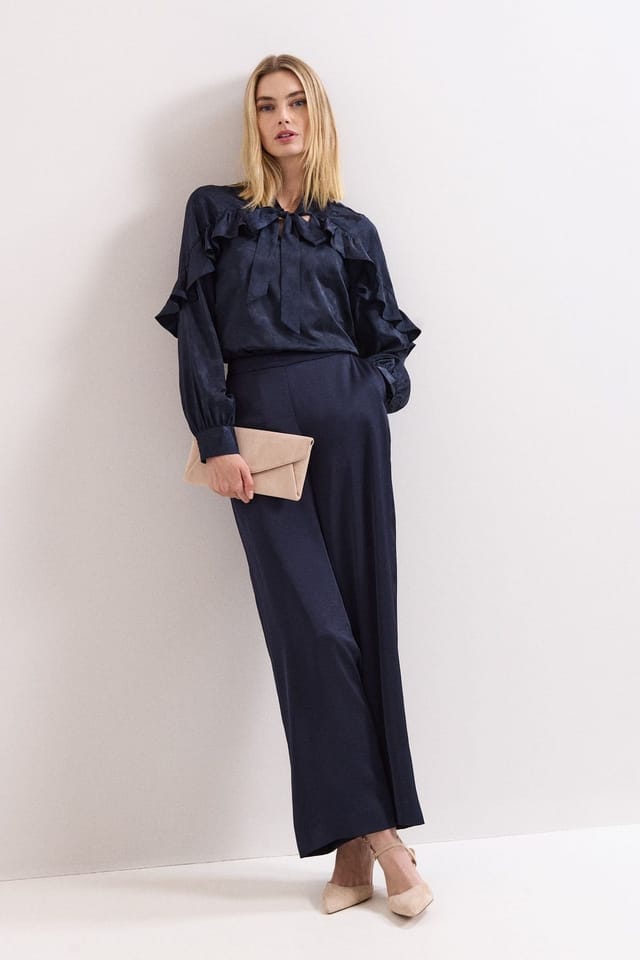 Phase Eight Phase Eight Women's Beccy Satin Trouser in Dark Navy - 3