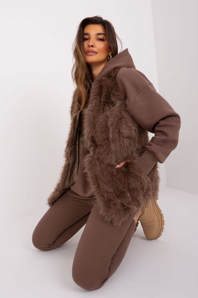 Love Lace Love Lace Women's Lined Polyester Faux Fur Vest with Pockets in Brown - 2