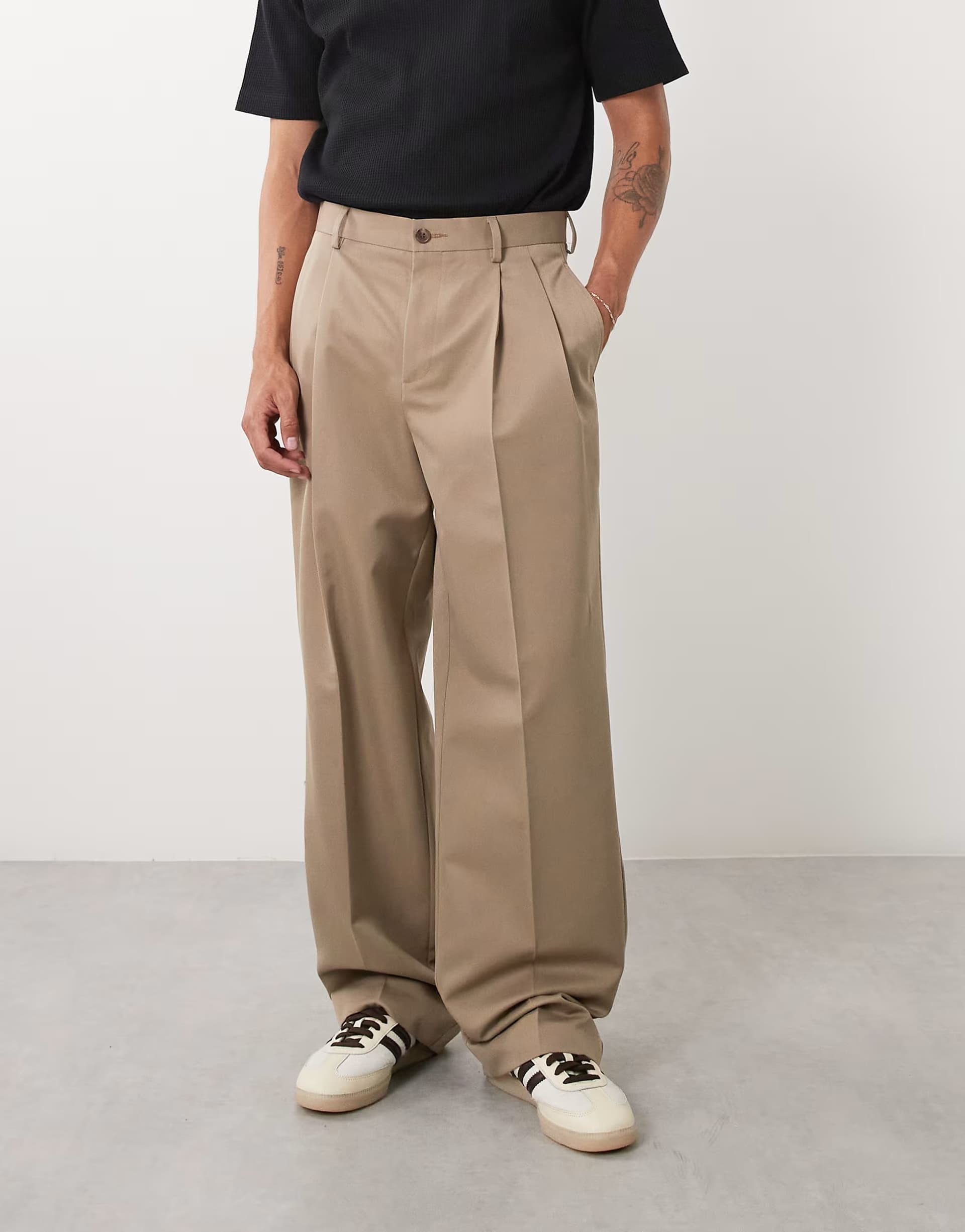 ASOS ASOS DESIGN smart double pleated wide leg trousers in khaki