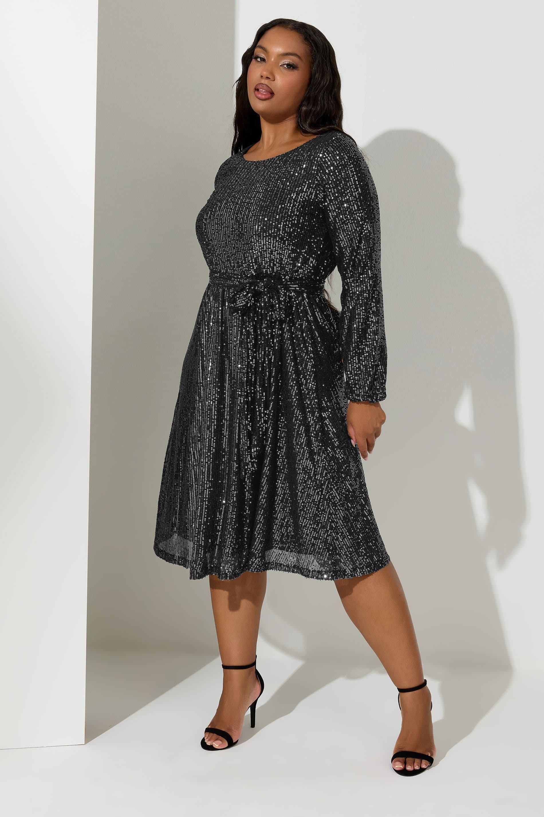 Yours Yours Women's Sequin Skater Dress in Black
