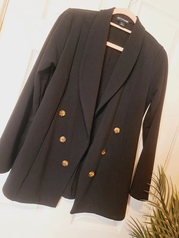PLT Black Blazer! Size 8. Perfect condition.