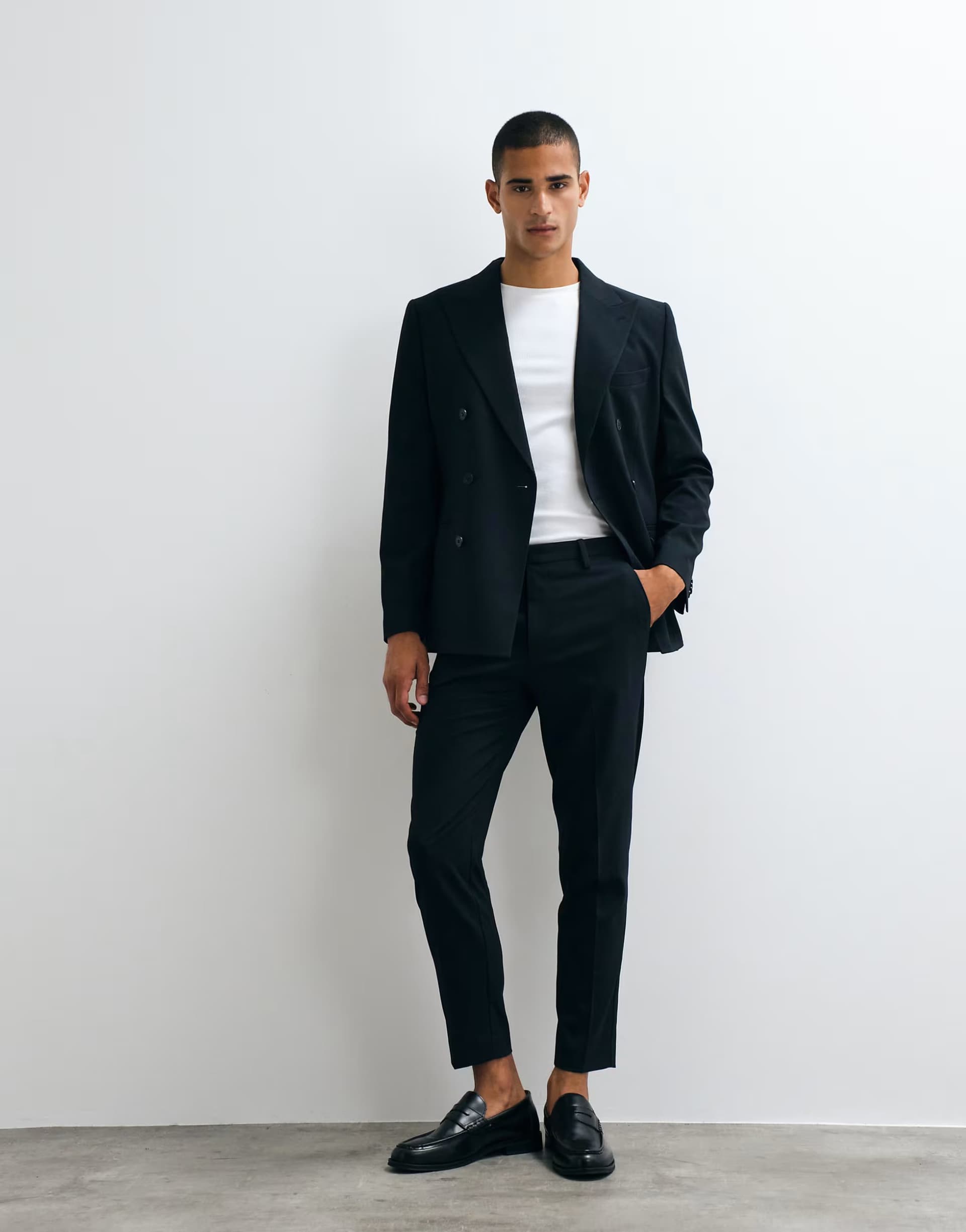ASOS ASOS DESIGN tapered suit trousers in dark navy