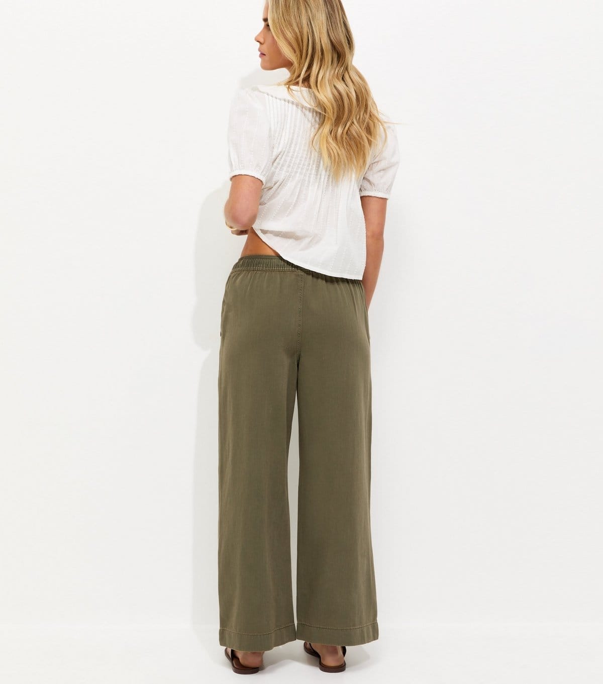 New Look Women's Petite Dark Khaki Twill Cotton Wide Leg Trousers New Look - 4