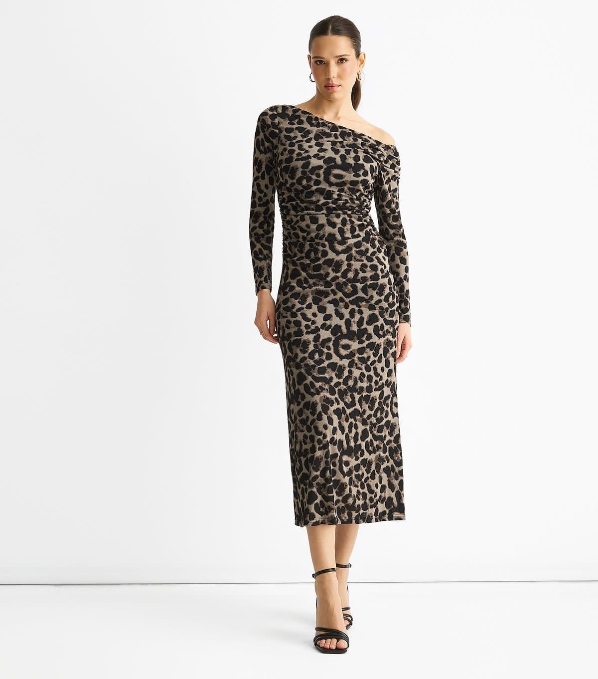 Gini London Women's Mid Grey Animal Print Off The Shoulder Dress Gini London New Look