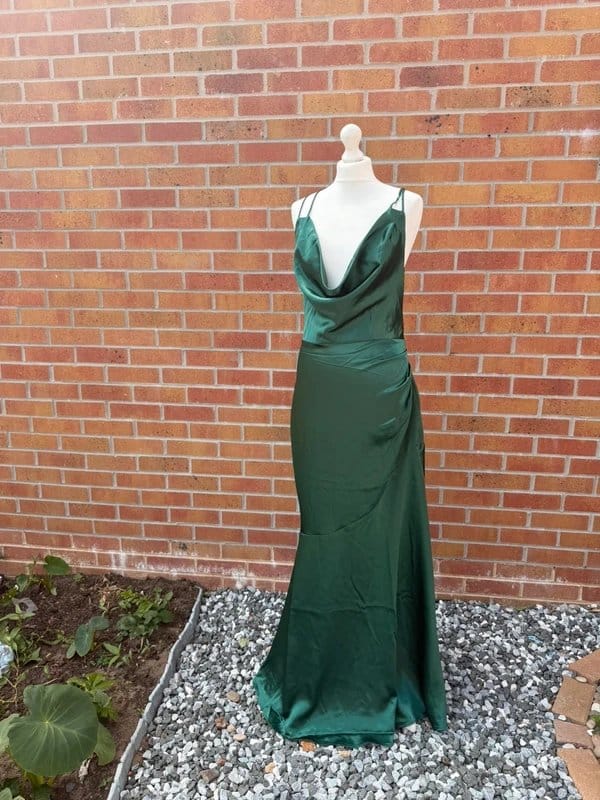 dark green