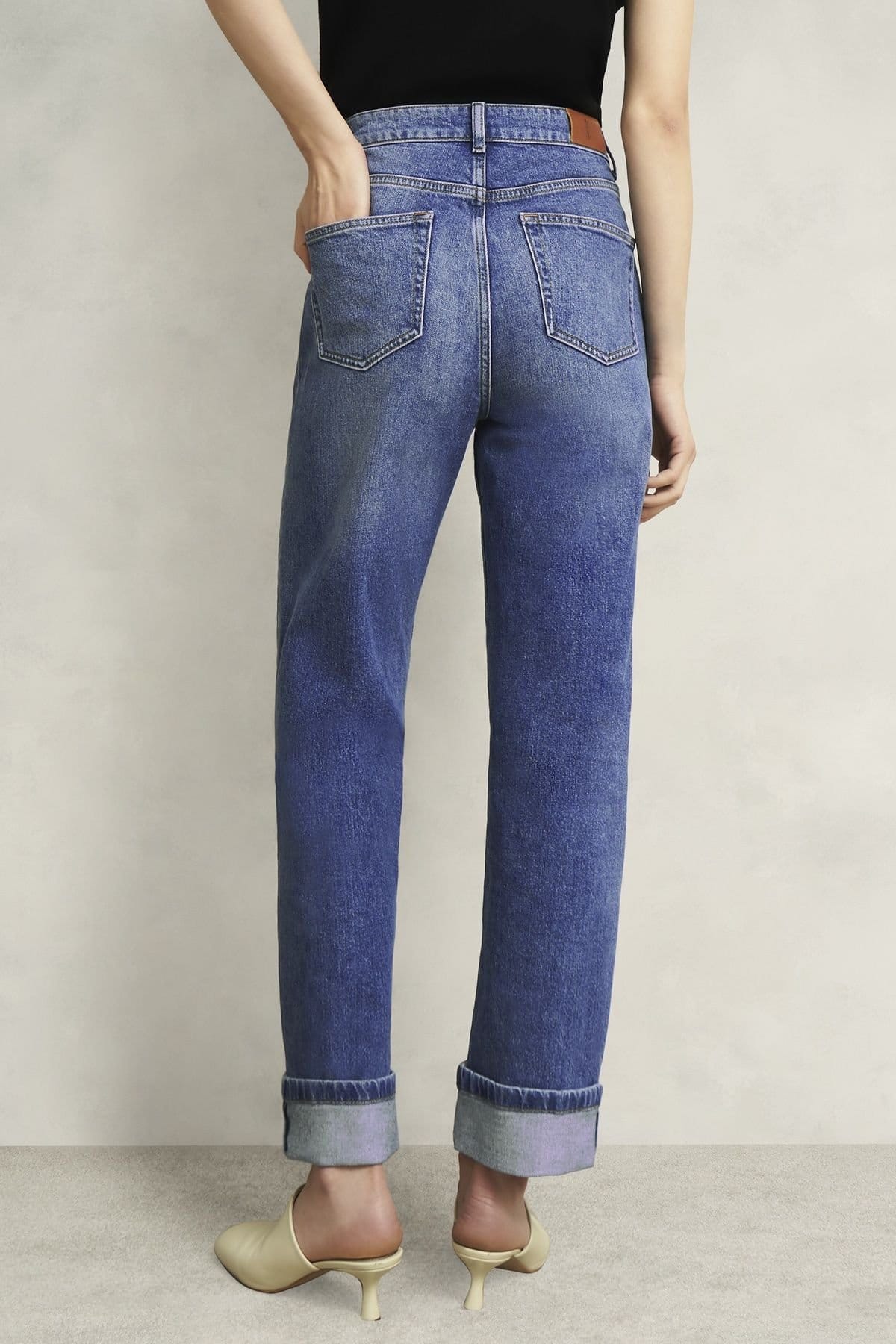 Hobbs London Hobbs London Women's Bowood High Rise Straight Jean in Mid Blue - 4