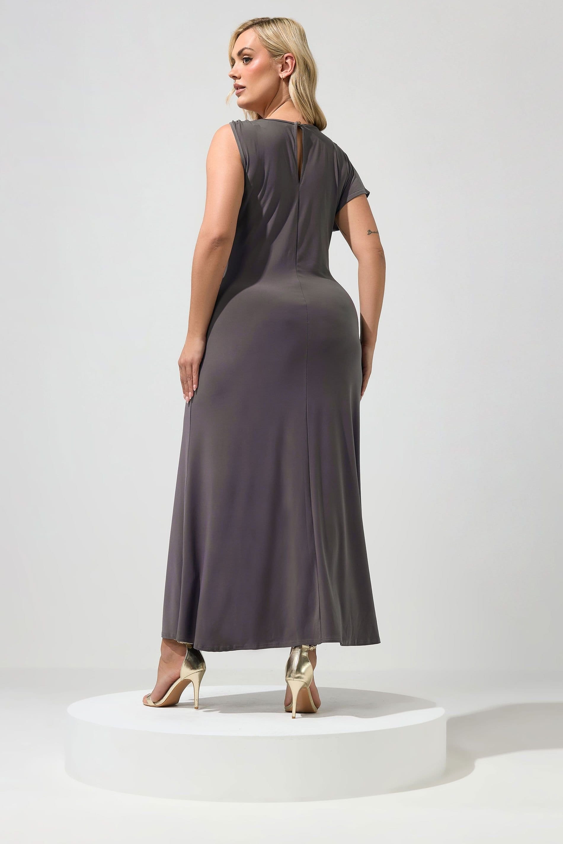 Yours Yours Women's Metal Buckle Detail Maxi Dress in Dark Grey - 4