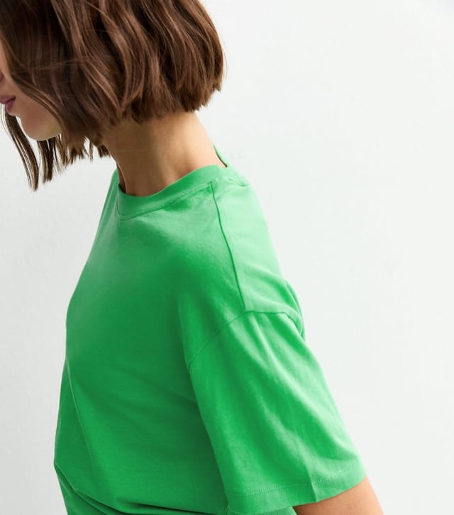 New Look Women's Green Cotton Boxy Fit T-Shirt New Look - 3