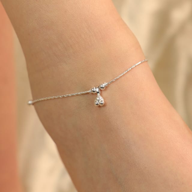 The Colourful Aura The Colourful Aura Women's 925 Silver Heart Dangle Boho Thin Payal Anklet - 2