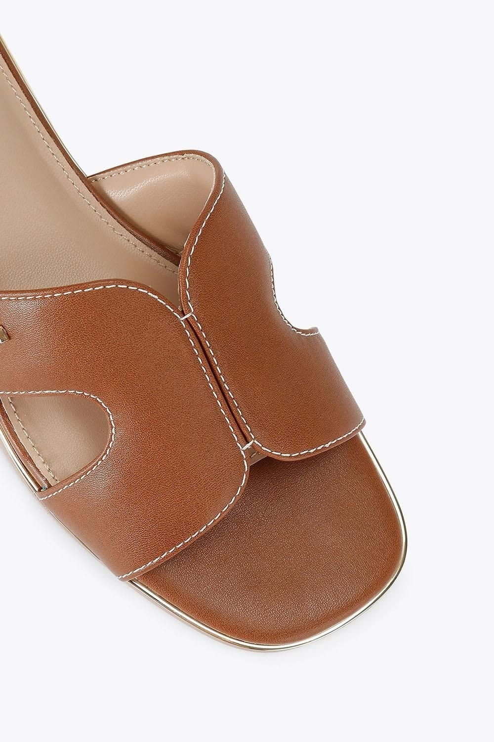 Carvela Carvela Women's 'Rivo' Flats in Tan - 4