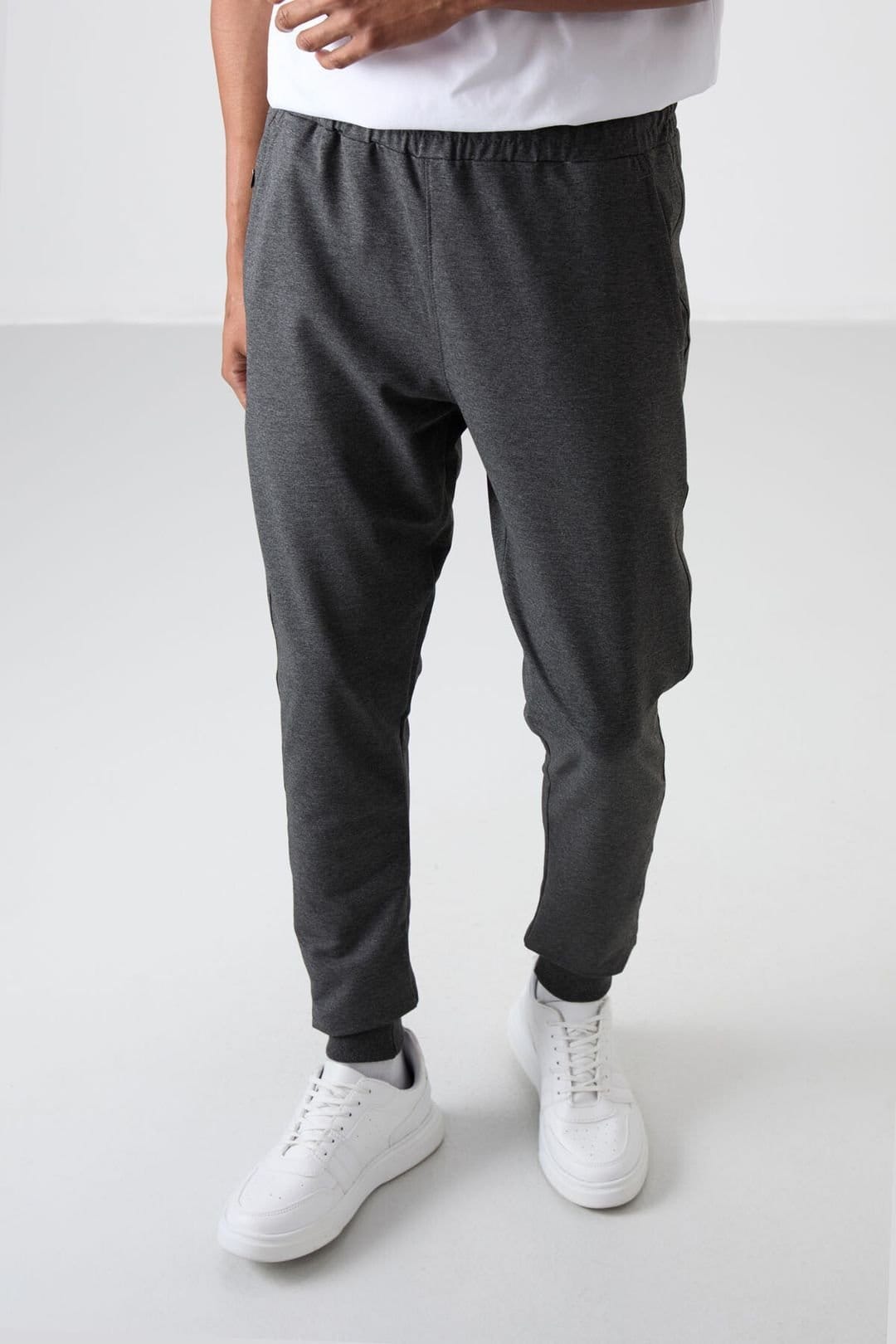 Tommy Life Tommy Life Men's Regular Fit Cotton Blend Sweatpants in Charcoal - 4