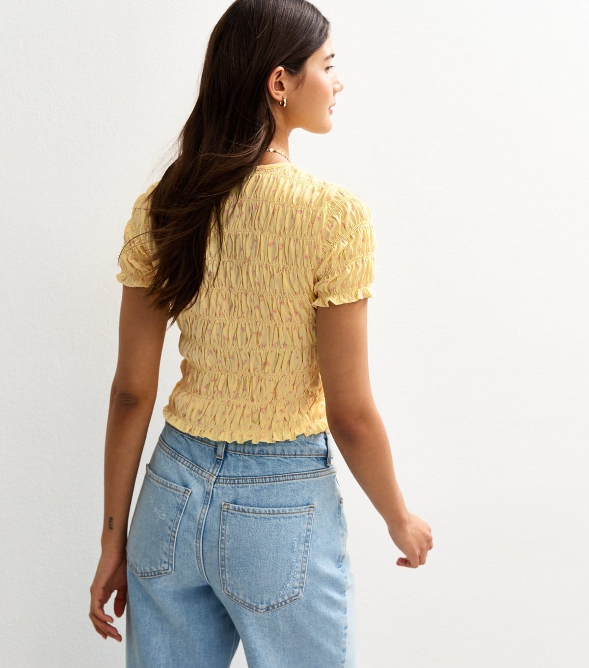 New Look Women's Yellow Floral Print Shirred T-Shirt New Look - 4