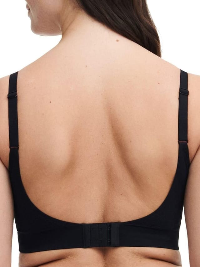 Chantelle Chantelle Women's Smooth Comfort Wirefree Support Bra in Black - 2