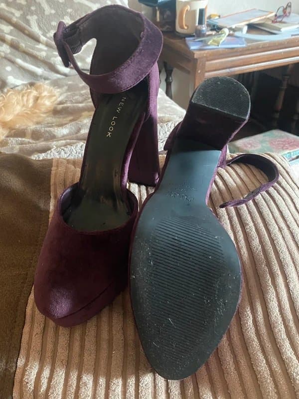New Look New Look Burgundy heels.