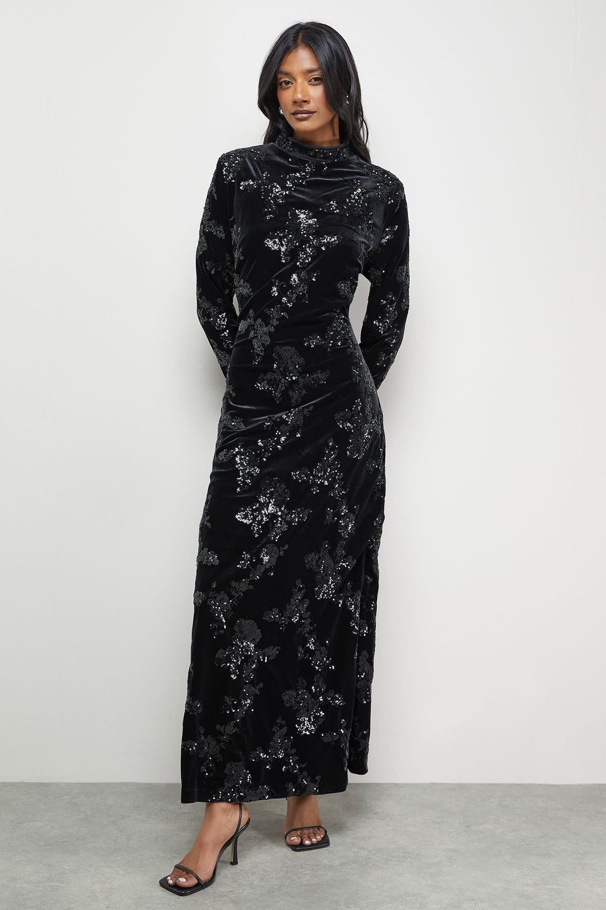 Warehouse Warehouse Women's Velvet Sequin High Neck Backless Midaxi Dress in Silver - 4