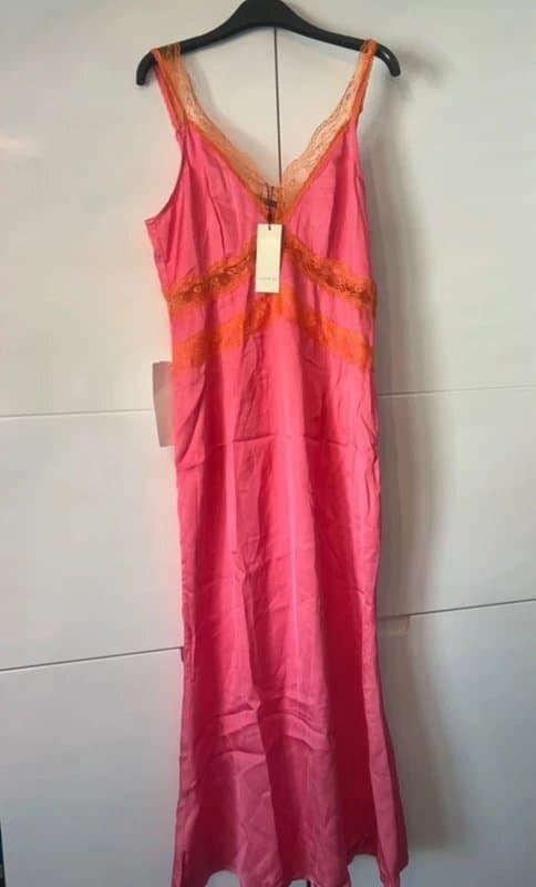 Never Fully Dressed Never fully dressed pink and orange dress