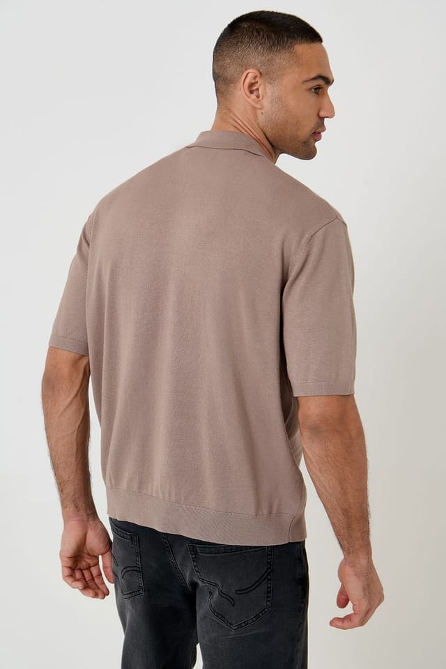 Threadbare Threadbare Men's Relaxed Fit Knitted Quarter Zip Polo in Taupe - 2