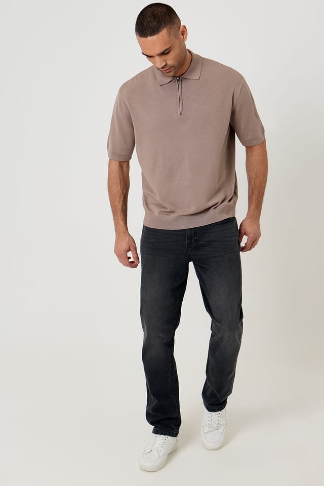 Threadbare Threadbare Men's Relaxed Fit Knitted Quarter Zip Polo in Taupe - 3