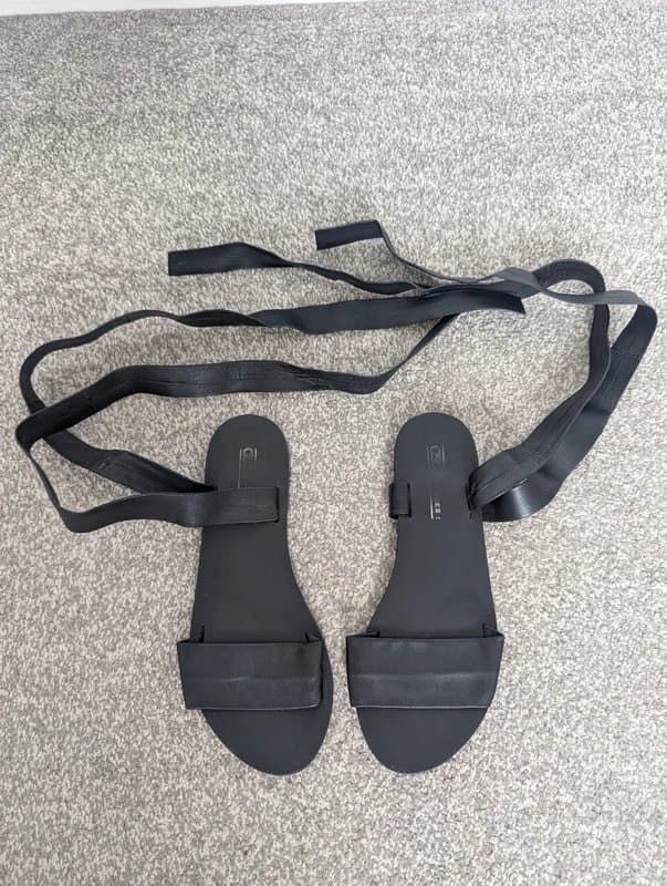 ASOS ASOS black tie around the ankle leather sandals
