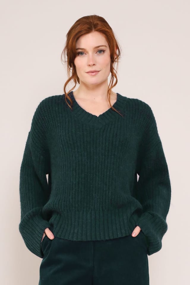 Nomads Clothing Nomads Clothing Women's Womens Cotton & Alpaca Wool V Neck Jumper in Bottle Green - 3