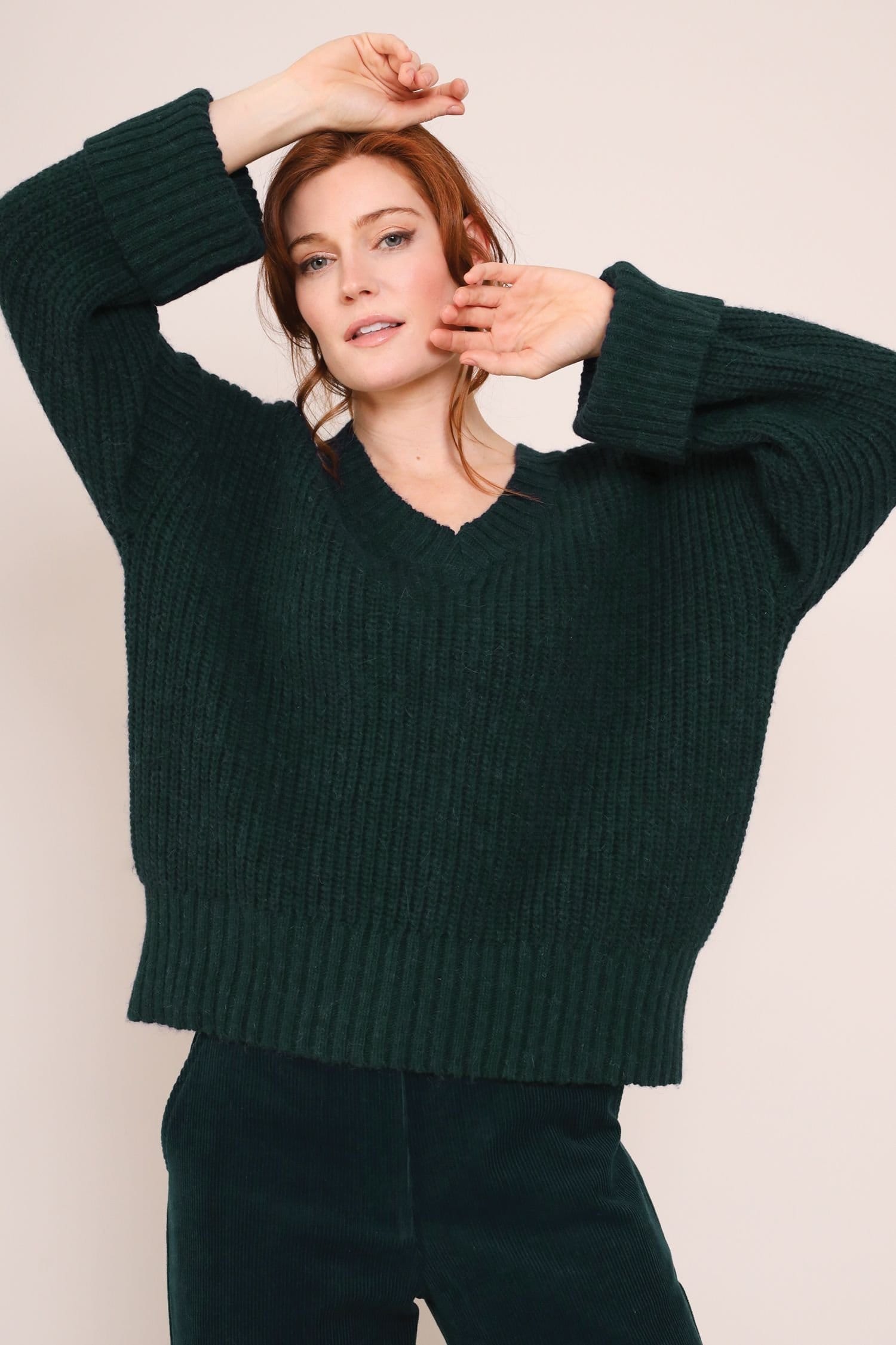 Nomads Clothing Nomads Clothing Women's Womens Cotton & Alpaca Wool V Neck Jumper in Bottle Green - 4