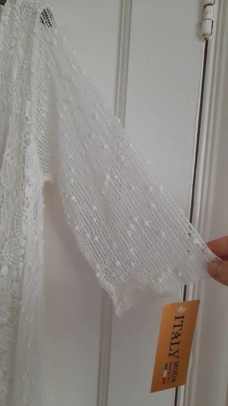 Made In Italy Italian white top with transparent sequins 10/12