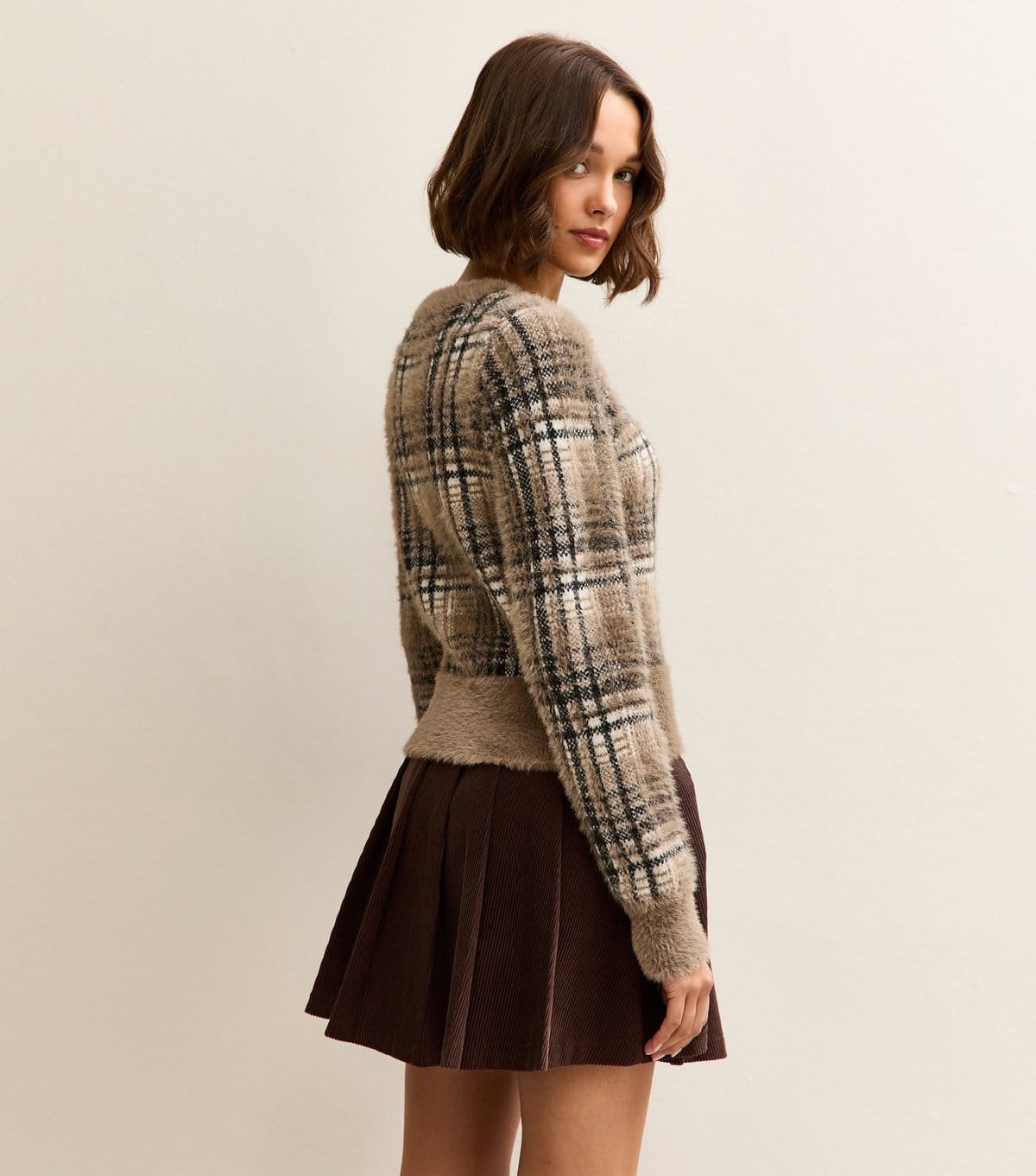 New Look Women's Brown Fluffy Check Crew Neck Jumper New Look - 4