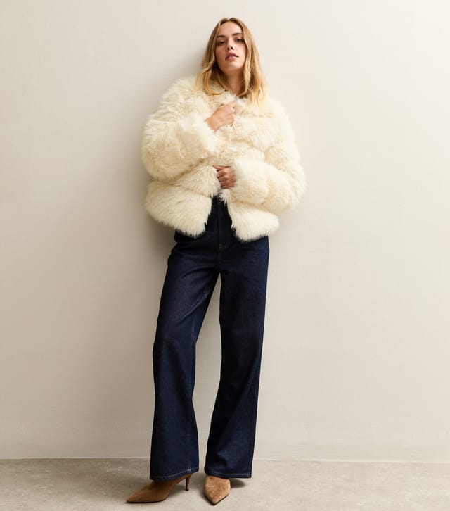 New Look Women's Off White Panelled Faux Fur Jacket New Look - 3