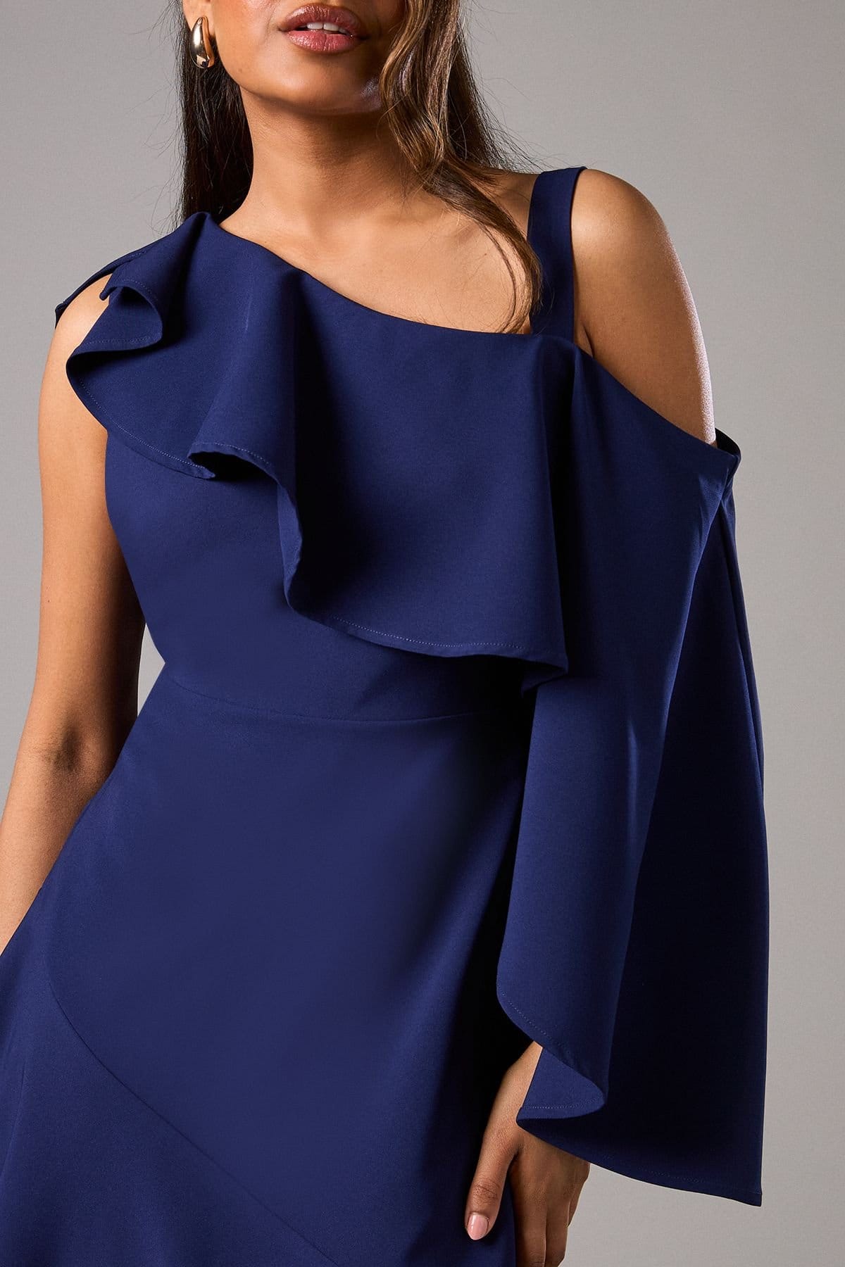 Coast Coast Women's Petite One Shoulder Ruffle Crepe Midi Wedding Guest Dress in Navy - 4