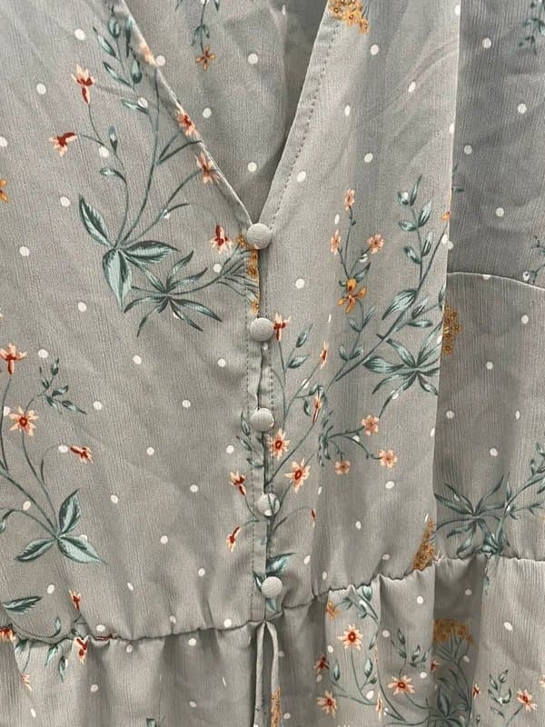 New Look New look green spring floral top