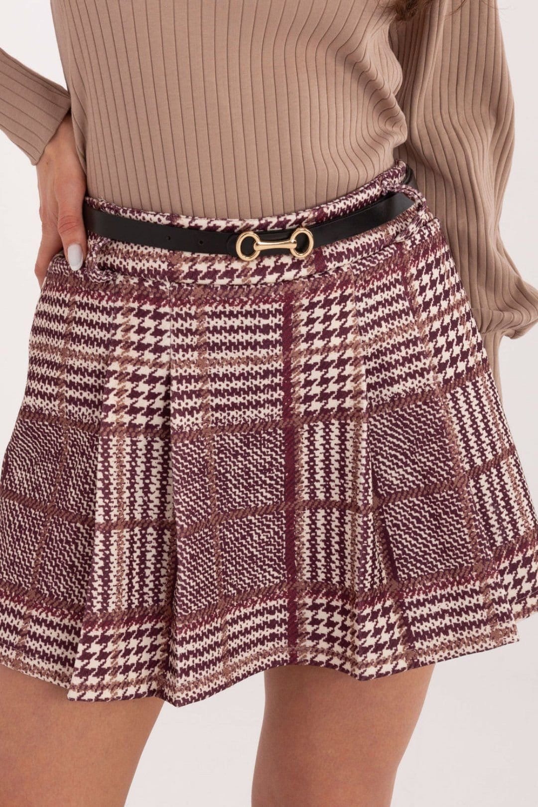 Love Lace Love Lace Women's Plaid High Waist Skirt Shorts with Pleats in Burgundy - 4