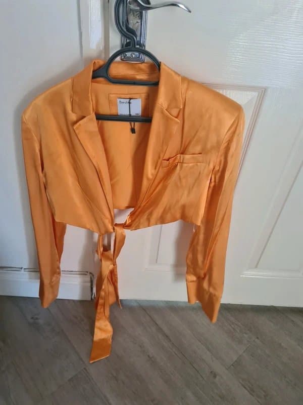 Bershka Satin orange Cropped blazer