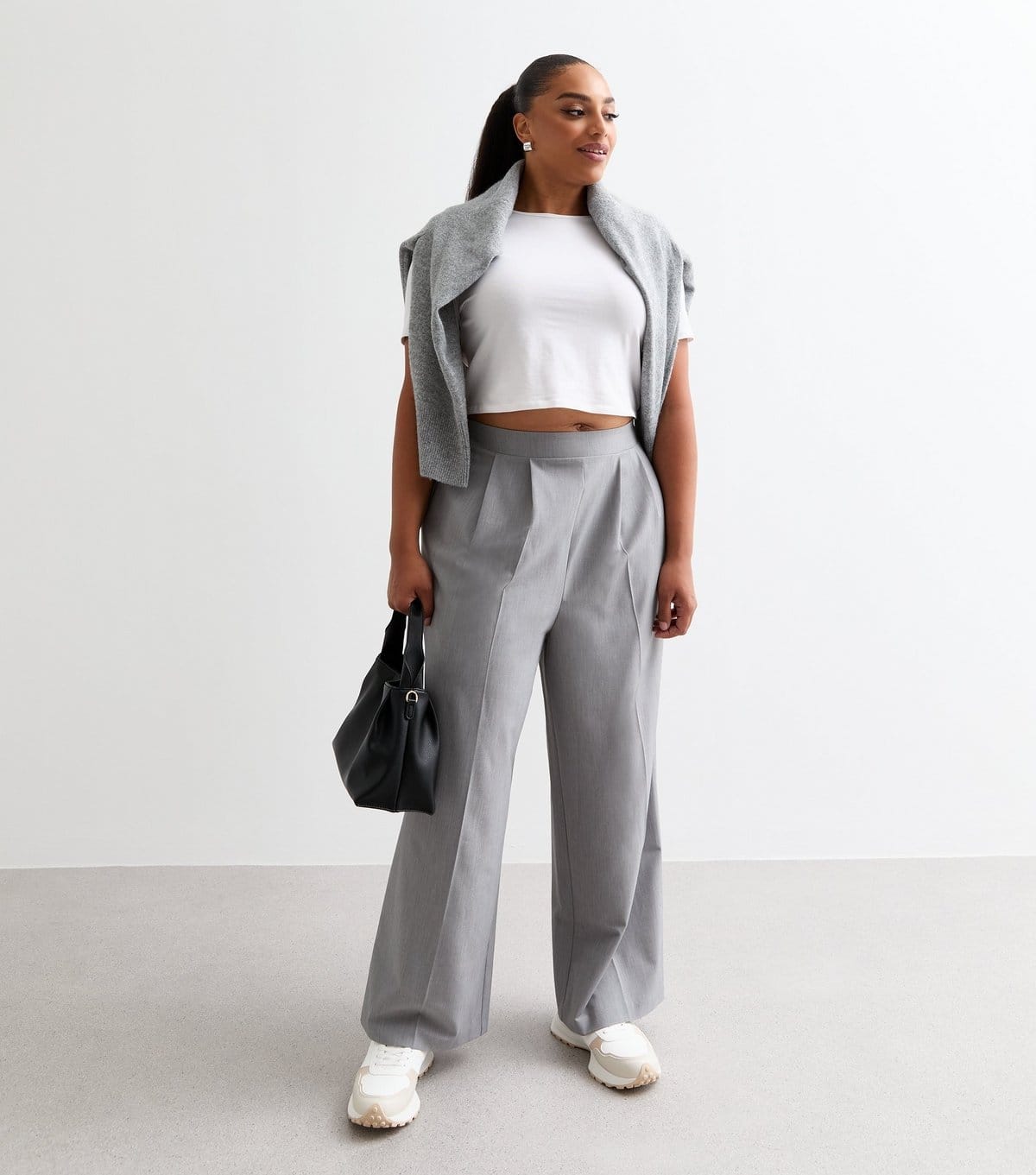 New Look Women's Plus Size Grey Pleated Wide Leg Trousers Curves New Look - 1