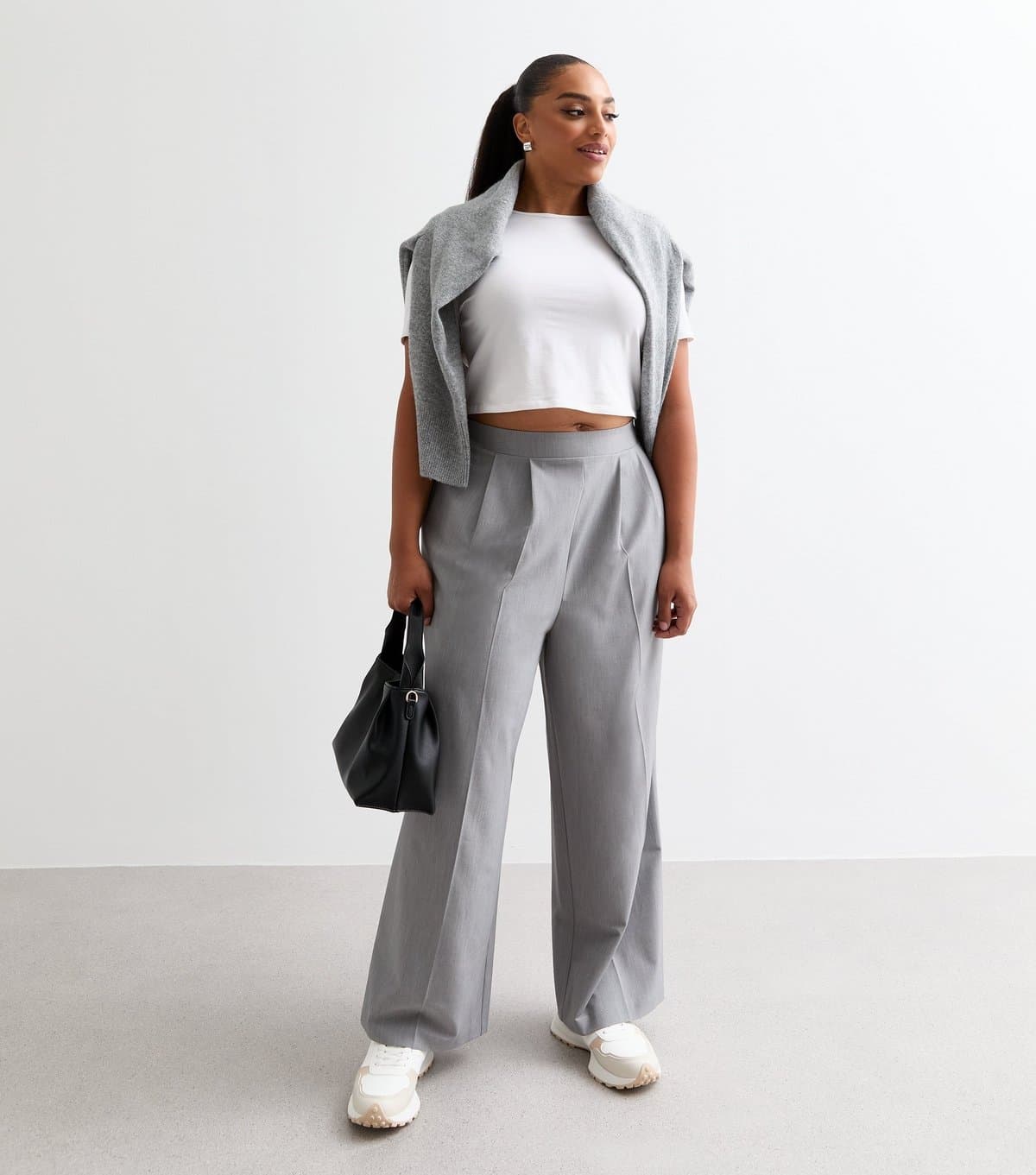 New Look New Look Plus Size Grey Pleated Wide Leg Trousers