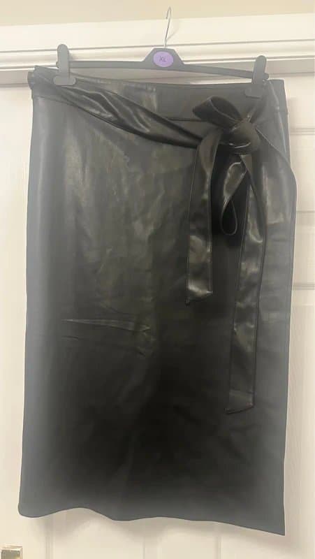 Never Fully Dressed Faux leather skirt