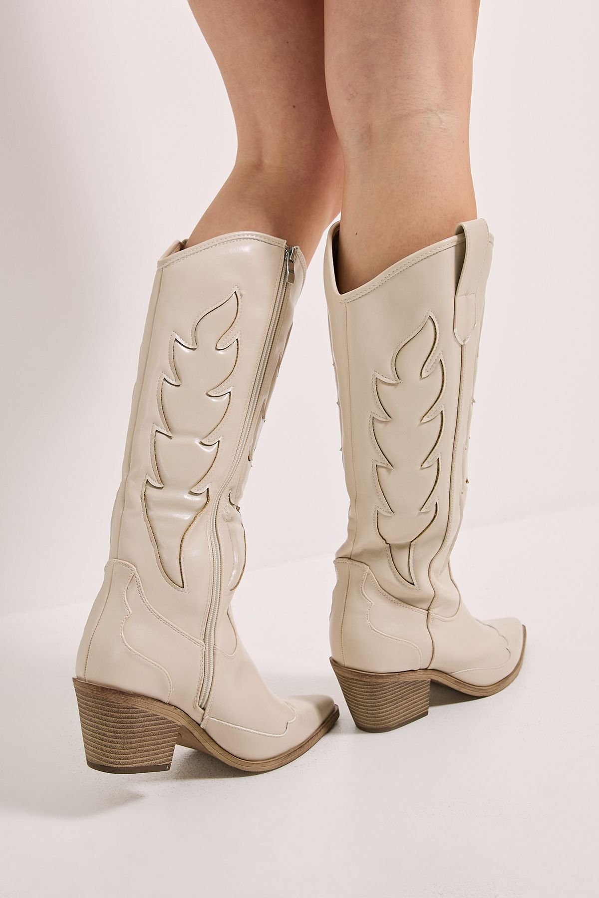 Faith Faith Women's : Issy Faux Leather Detailed Western Cowboy Calf Boots in Beige - 3