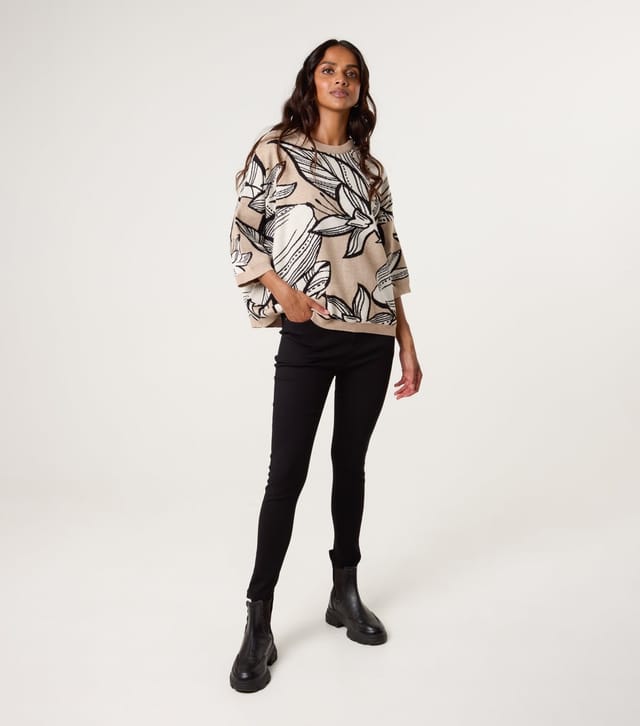 Blue Vanilla Women's Oatmeal Flower Pattern Oversized Crop Sleeve Jumper Blue Vanilla New Look - 2