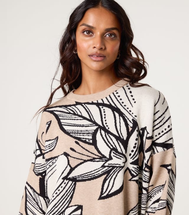 Blue Vanilla Women's Oatmeal Flower Pattern Oversized Crop Sleeve Jumper Blue Vanilla New Look - 3