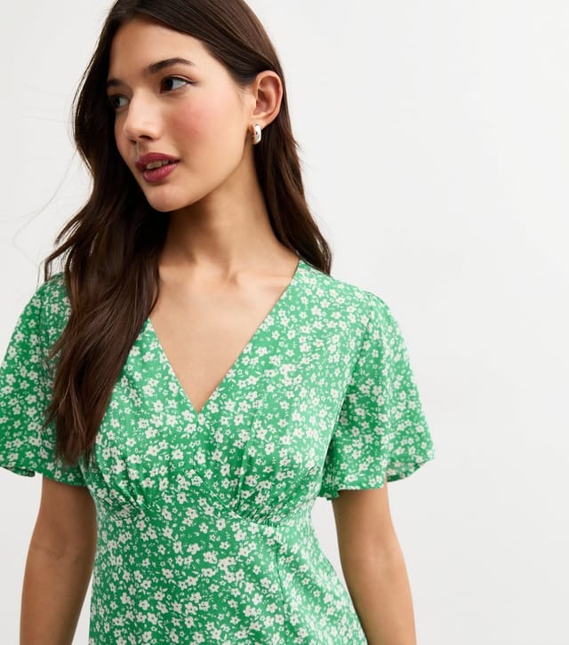 New Look Women's Green Floral Print Flutter Sleeve Mini Dress New Look - 2