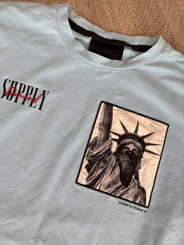 Supply & Demand Vintage Supply & Demand T-Shirt Men’s Large Statue of Liberty Bandana Streetwear Tee Y2K - 1