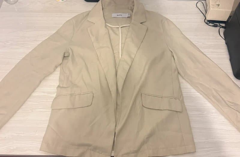 Bershka Bershka Beige Blazer – Size M – Lightweight Jacket