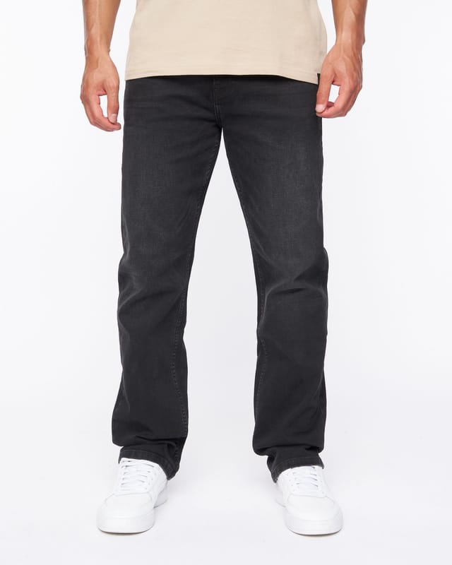 Duck&Cover Duck&Cover Janstar Men's Modern-Fit Stretch Denim Jeans in Black - 2