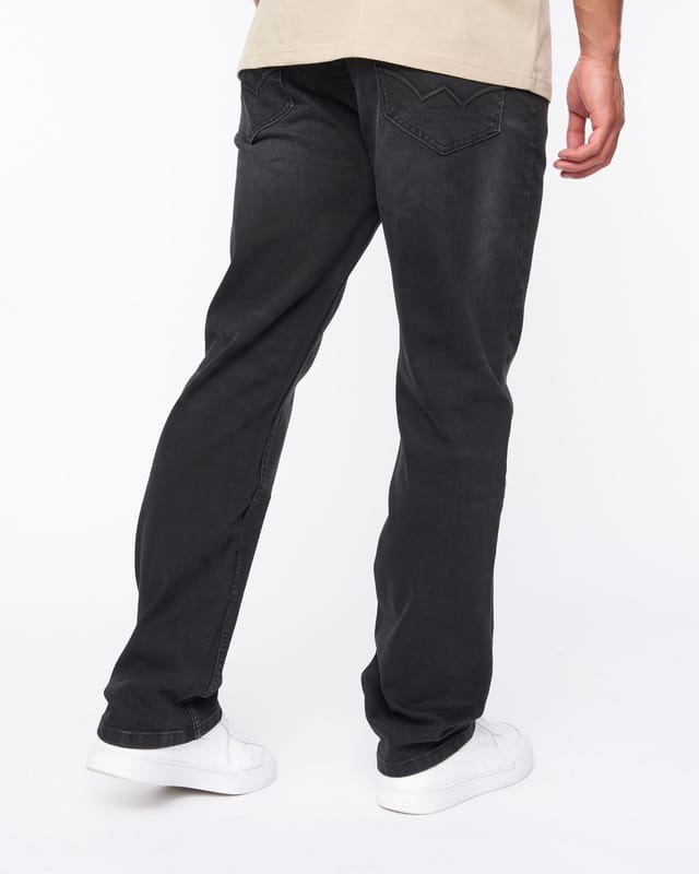 Duck&Cover Duck&Cover Janstar Men's Modern-Fit Stretch Denim Jeans in Black - 3