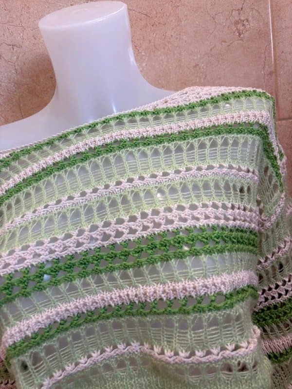 LA Hearts Green and white knitted crochet cropped sweater oversized top