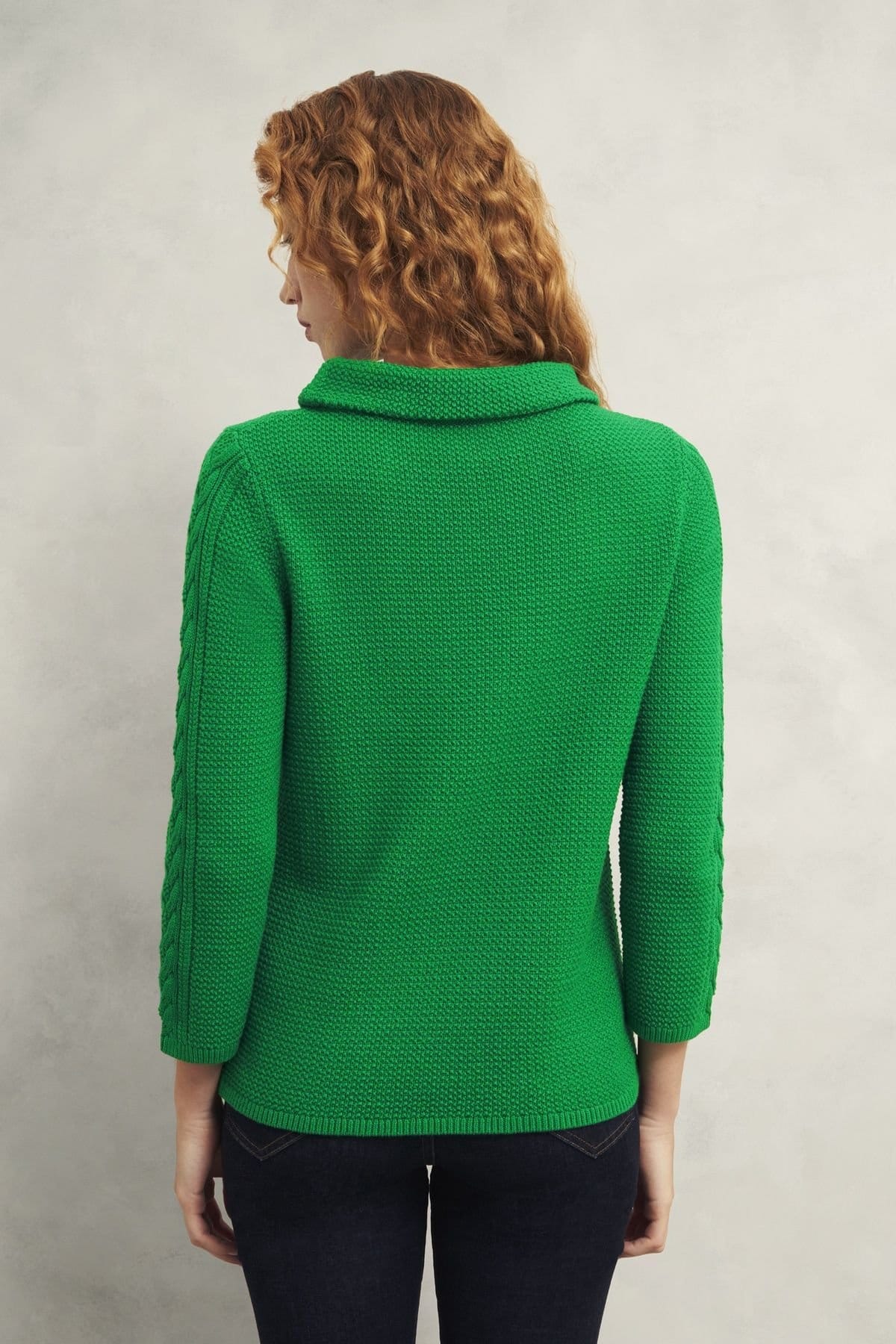 Hobbs London Hobbs London Women's Camilla Cable Sleeve Cowl Neck Jumper in Emerald - 4