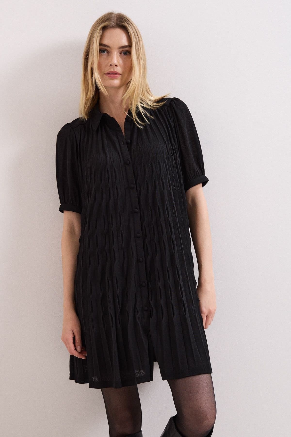 Phase Eight Phase Eight Women's Pleated Button-Front Shirt Dress in Black
