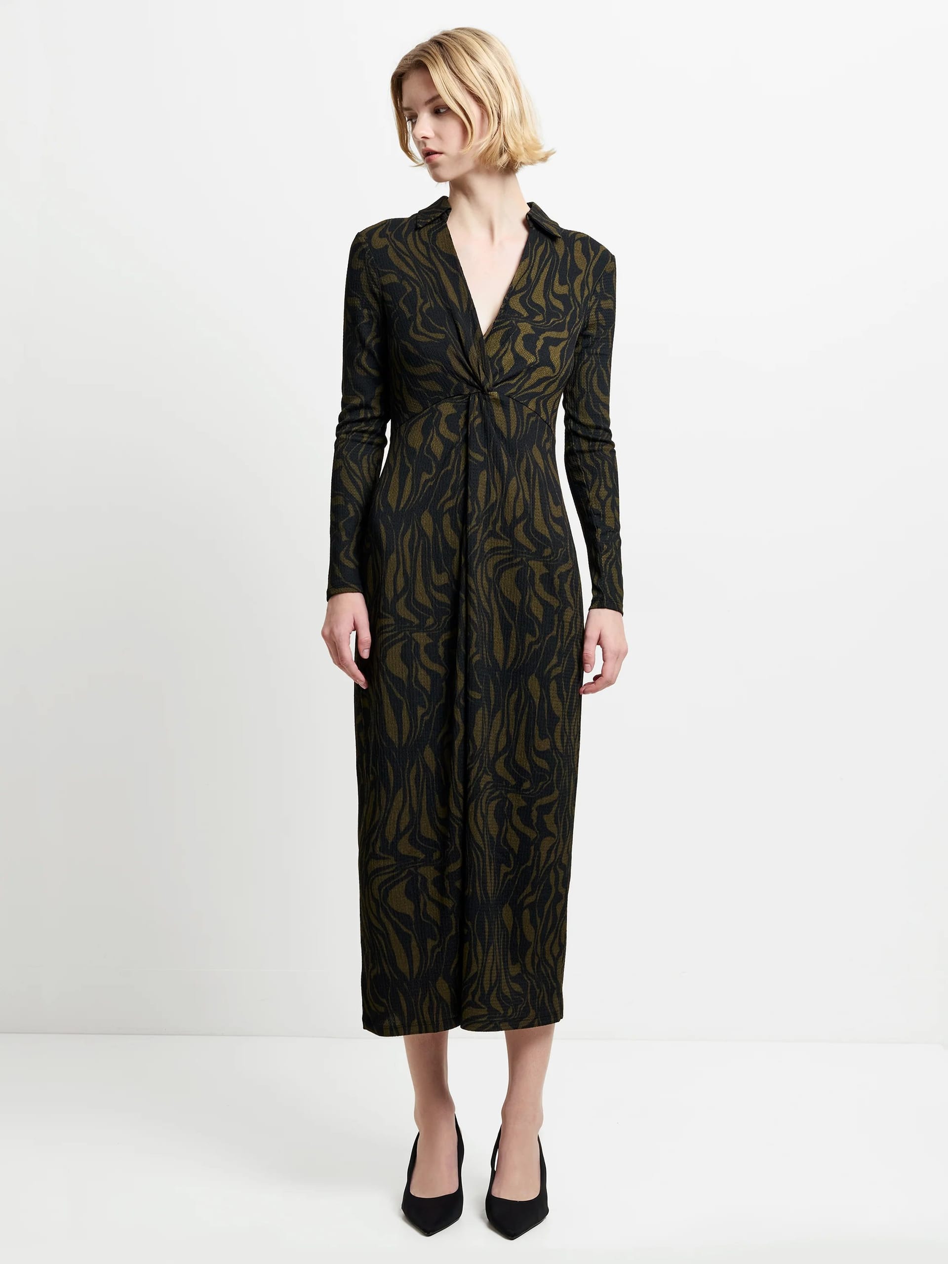 French Connection Black Textured Abstract Print Dress