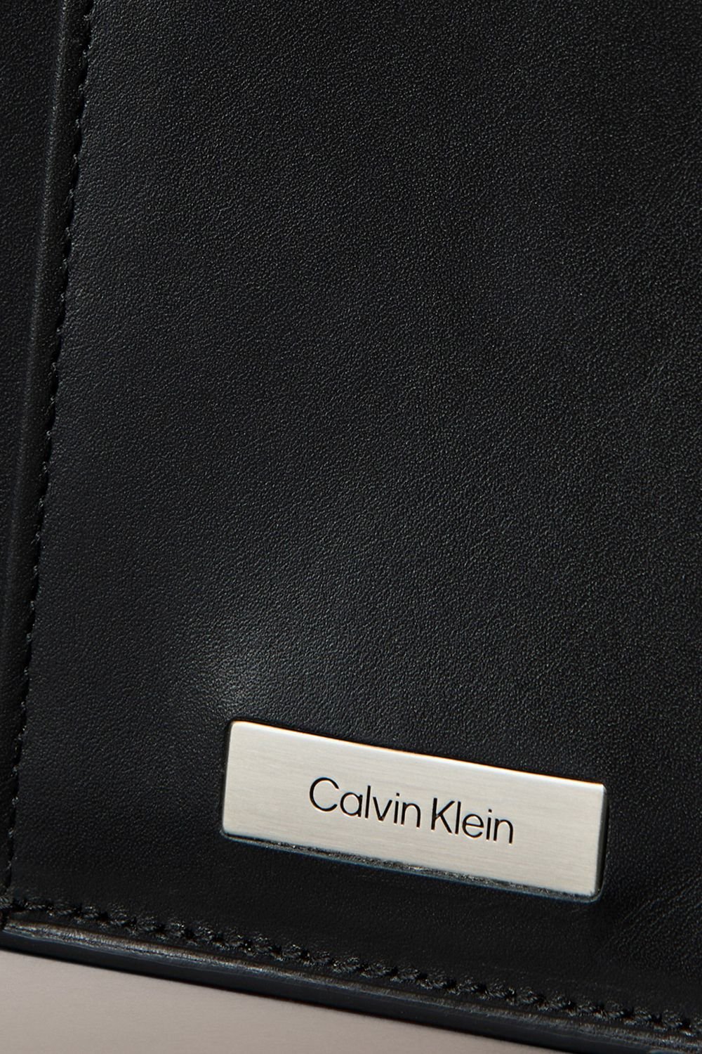 Calvin Klein Calvin Klein Men's Plaque Ns Card Case Black - 3